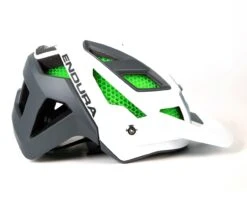 Endura MT500 MIPS Helm | White -Specialized Verkäufe endura mt500 mips helm white l xl 003 92957 2200x1760 1280x1280