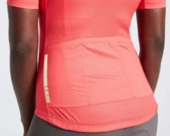 Specialized SL Solid Damen Trikot Kurzarm | Vivid Coral 7 Specialized SL Solid Damen Trikot Kurzarm | Vivid Coral -Specialized Verkäufe specialized sl solid damen trikot kurzarm vivid coral xl 004 90490 2200x1760 1280x1280